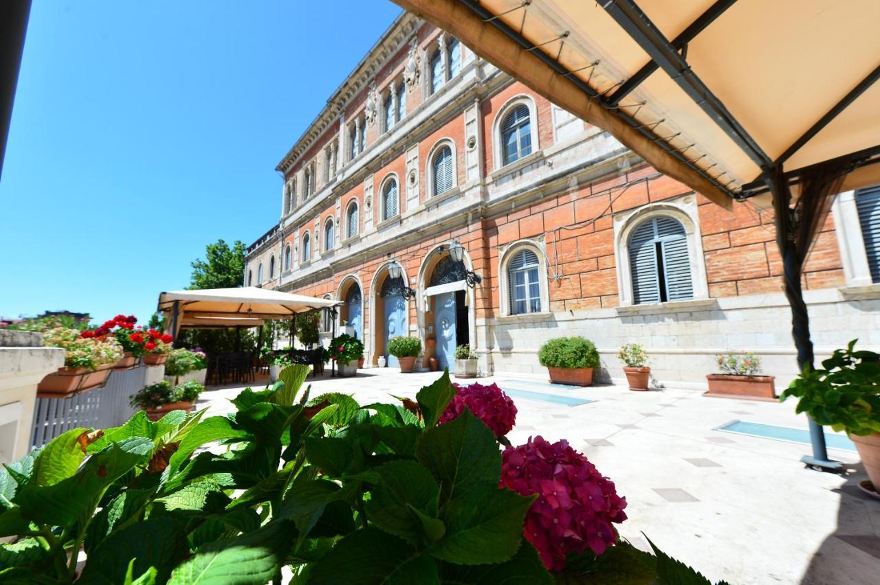 Hotel Iris Perugia Kültér fotó