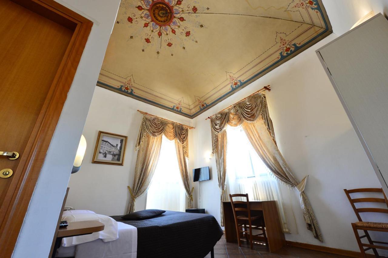 Hotel Iris Perugia Kültér fotó