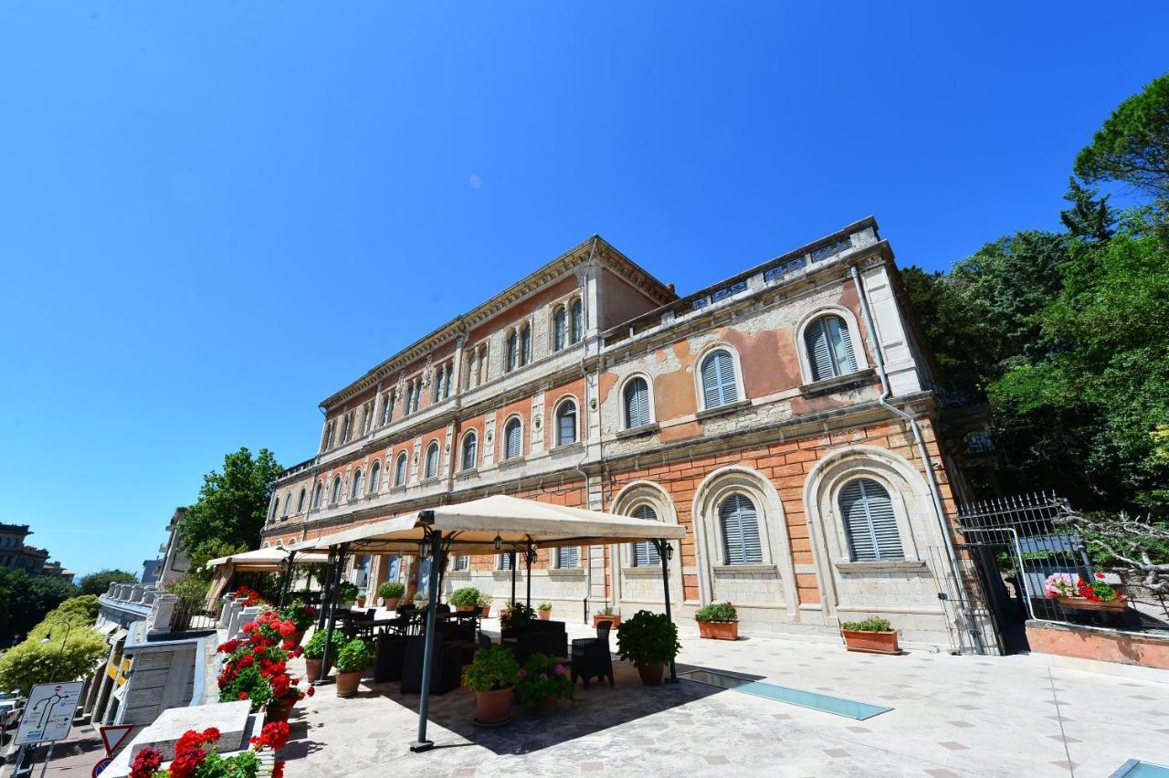 Hotel Iris Perugia Kültér fotó