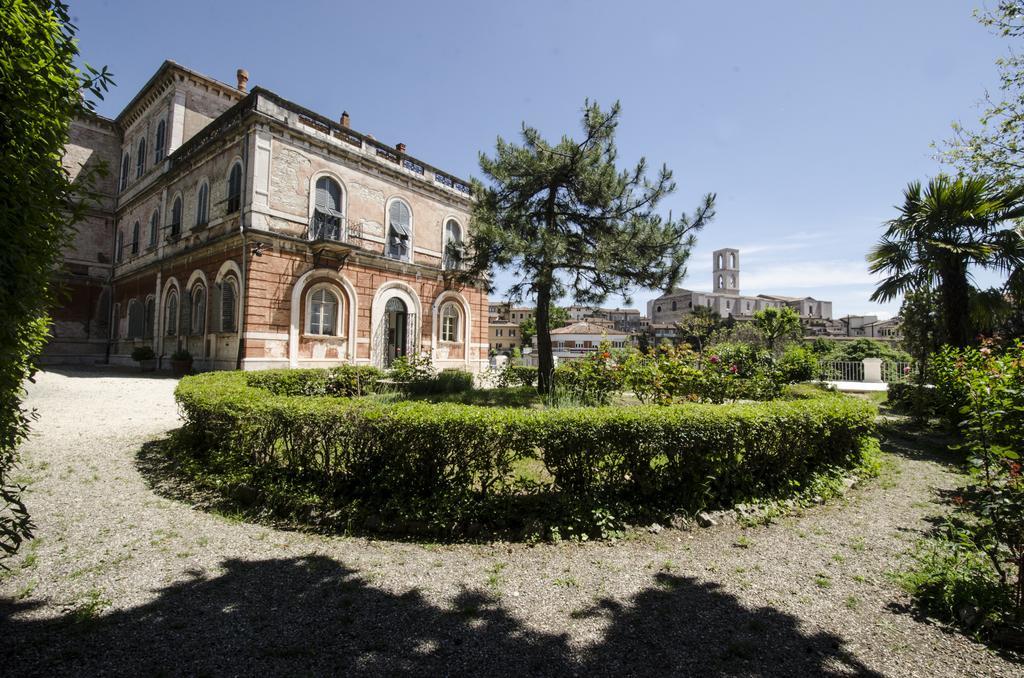 Hotel Iris Perugia Kültér fotó